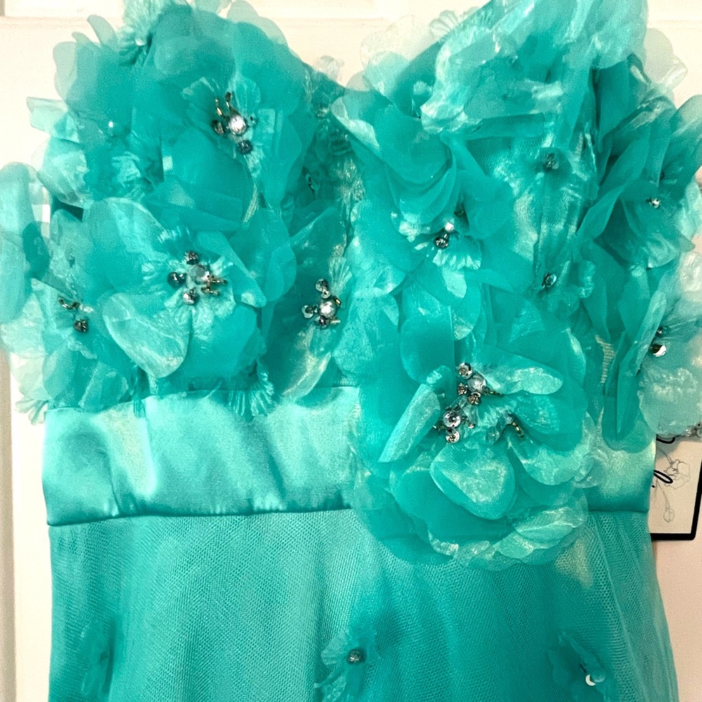 Blue floral Prom Dress Bee Darlin NWT - Picture 2 of 6